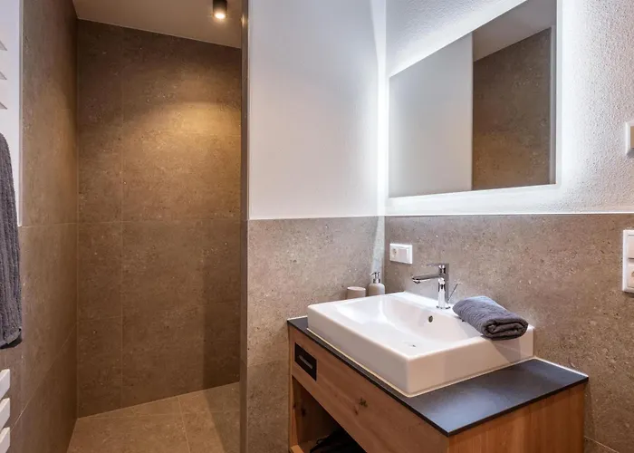 Mannharthof Lägenhet