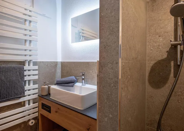 Mannharthof Lägenhet *